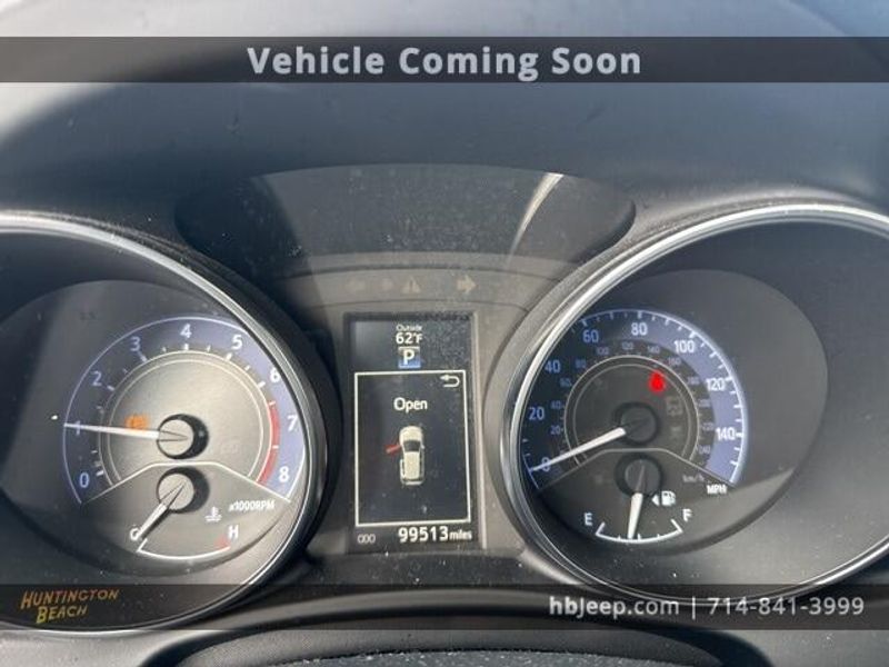 2016 Scion iM BaseImage 10