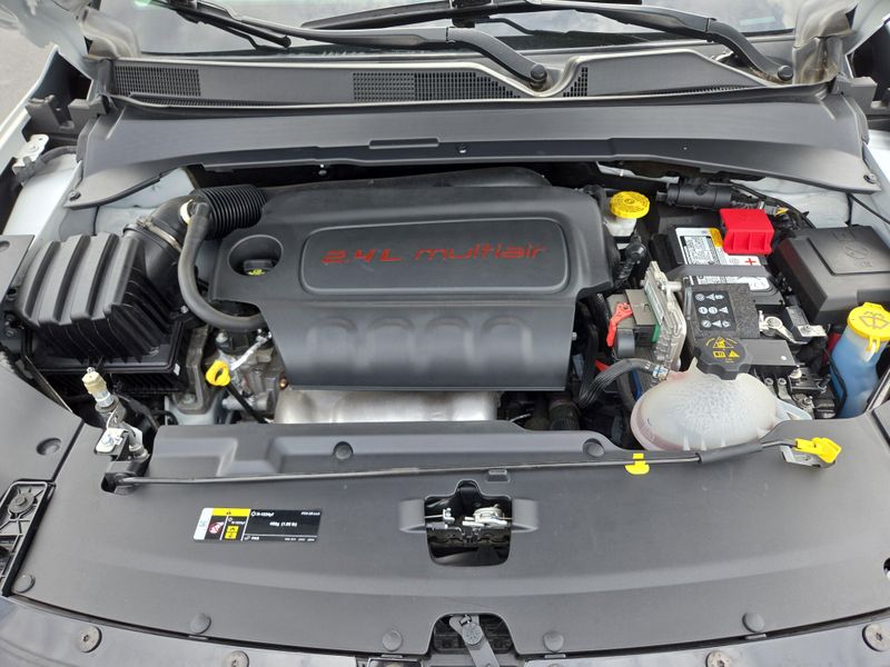 2022 Jeep Compass Limited photo 28