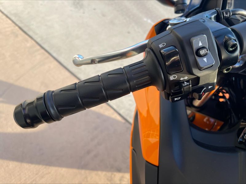 New 2025 Kawasaki NINJA 650 ABS Image 9