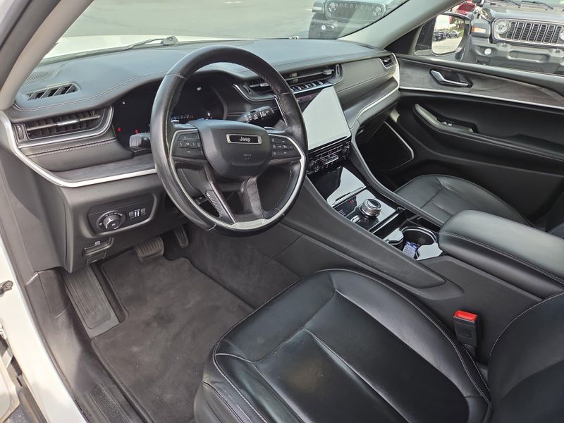 2022 Jeep Grand Cherokee Limited photo 15