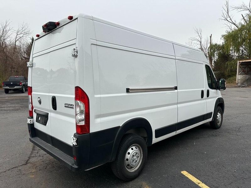 2023 RAM ProMaster 2500 High RoofImage 11