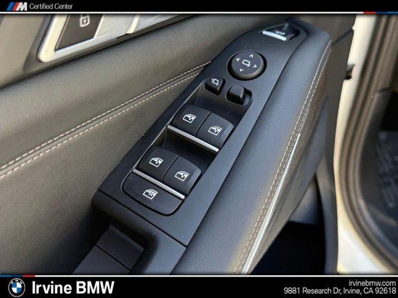 Used 2025 BMW X5 xDrive40iImage 19