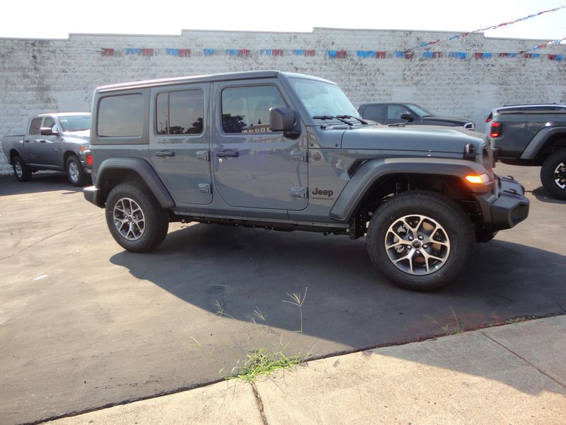 2024 Jeep Wrangler 4-door Sport SImage 1