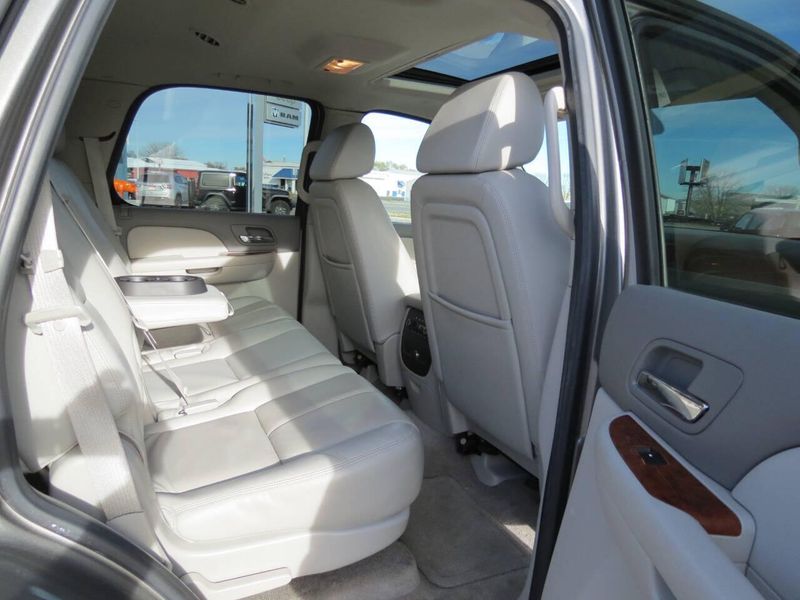 Used 2008 Chevrolet Tahoe LTZ 4x4 4dr SUVImage 10