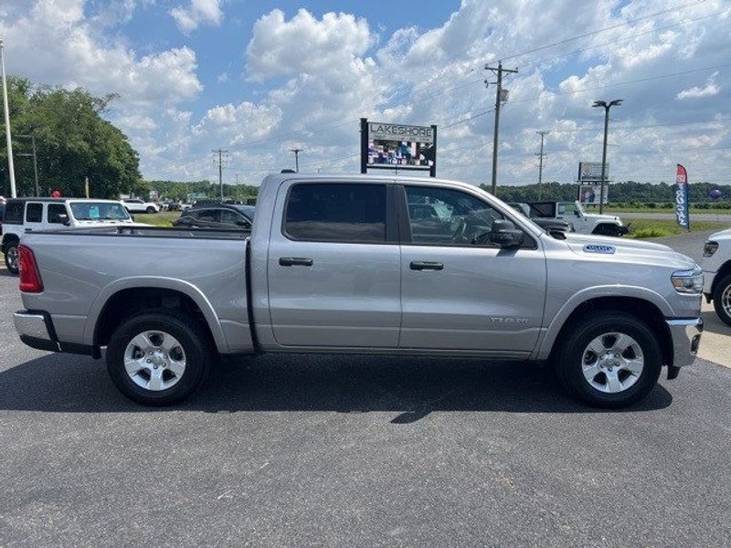 2025 RAM 1500 Big Horn Crew Cab 4x4 5