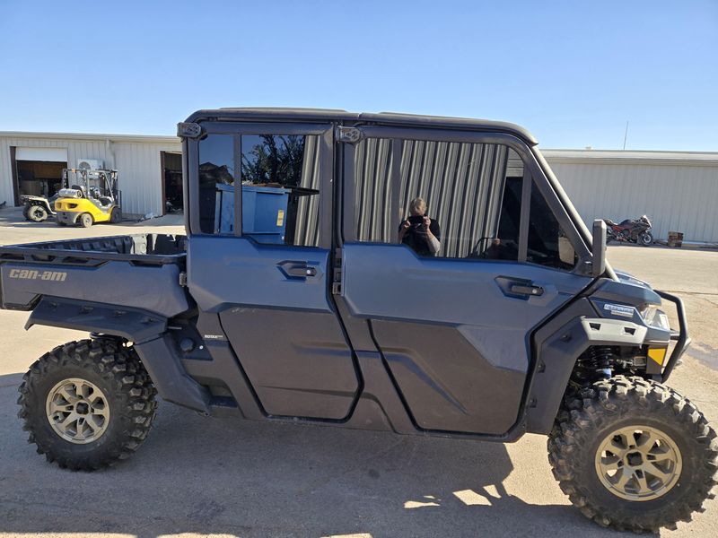 USED 2025 CAN-AM DEFENDER MAX LIMITED HD10 Image 2