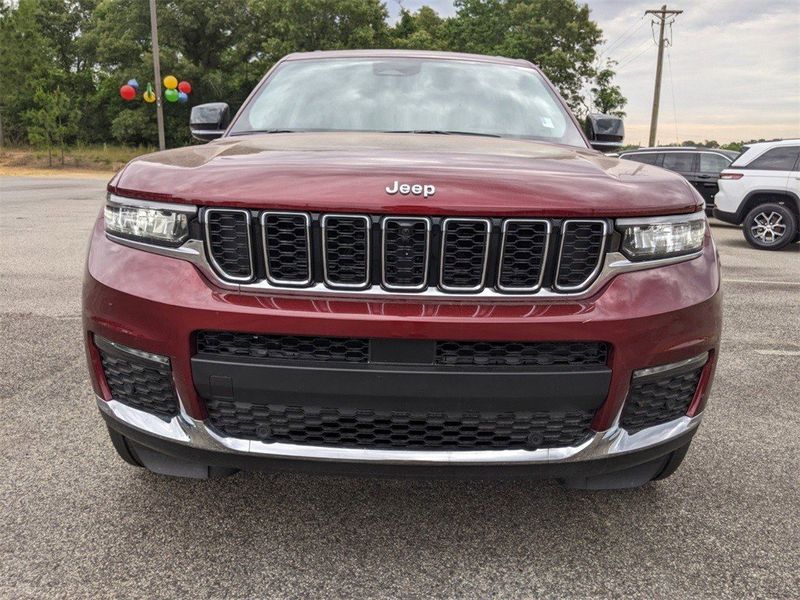 2023 Jeep Grand Cherokee L Limited 4x2Image 9