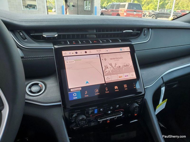 New 2025 Jeep Grand Cherokee Limited 4x4