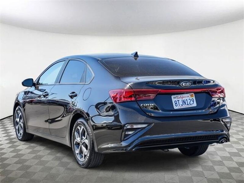 2021 Kia Forte LXSImage 8