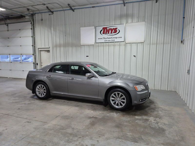 2012 Chrysler 300 LimitedImage 3