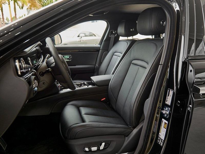 2025 Rolls-Royce Ghost Image 11