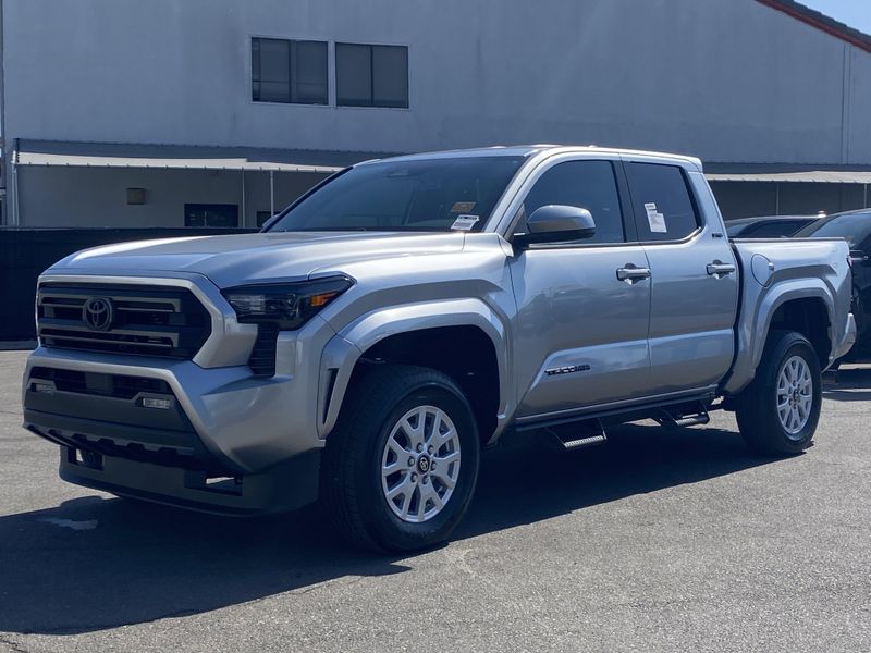 New 2025 Toyota Tacoma SR5Image 6