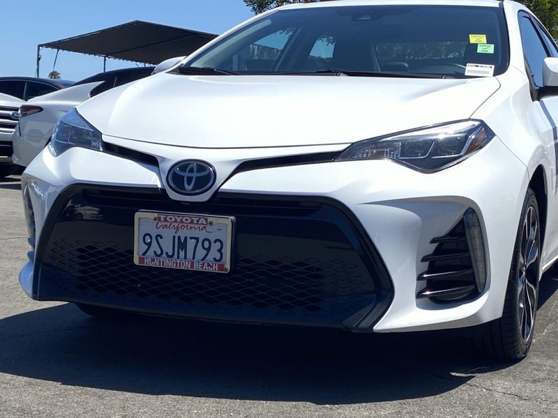 Used 2018 Toyota Corolla SEImage 7