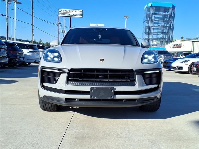 Used 2022 Porsche Macan SImage 6