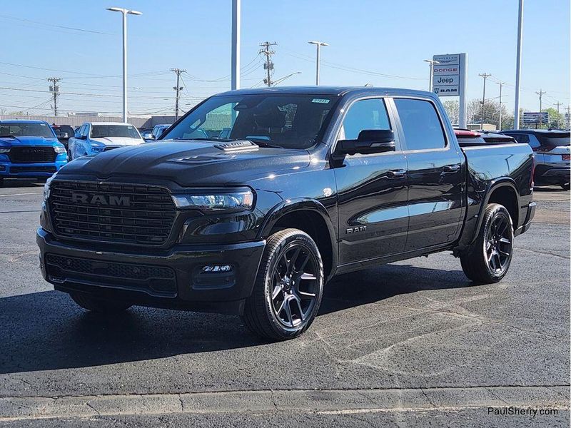 New 2026 RAM 1500 Laramie Crew Cab 4x4 5'7' Box