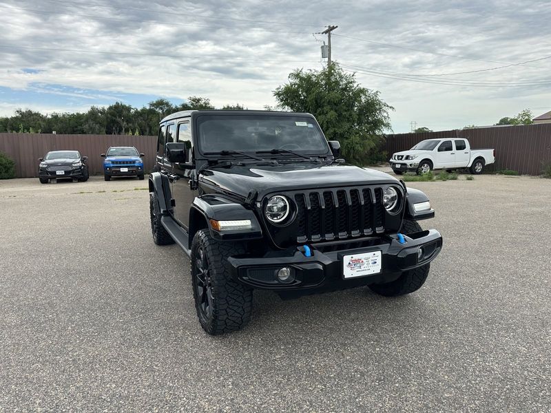 2021 Jeep Wrangler 4xE Unlimited Sahara High AltitudeImage 2