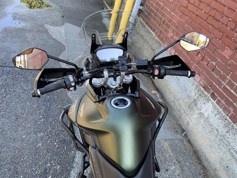2018 Triumph TIGER 800 XCX