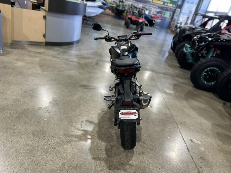 Used 2024 Honda CB300R ABS Image 5
