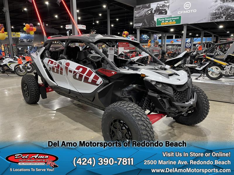 2025 Can-Am MAVERICK R MAX  999T DCTImage 8