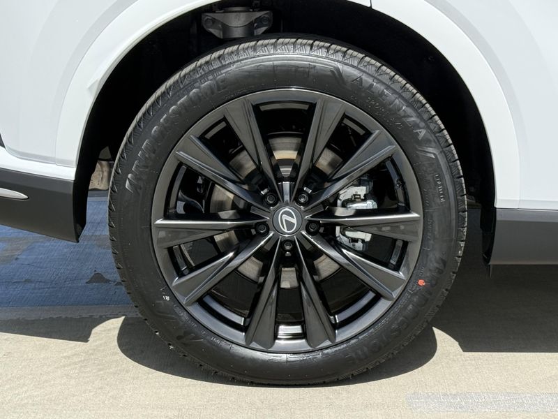 New 2026 Lexus RX 350 F SPORT DesignImage 15