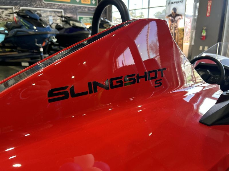 New 2025 Polaris SLINGSHOT S AUTODRIVE Image 24