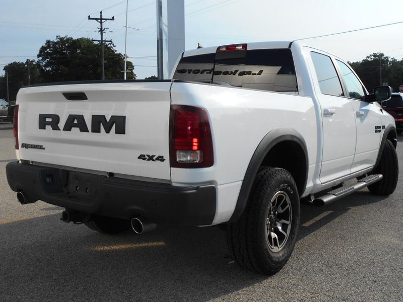 2016 RAM 1500 RebelImage 21