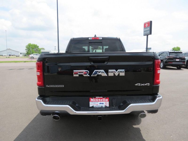 2025 RAM 1500 Laramie Crew Cab 4x4 5