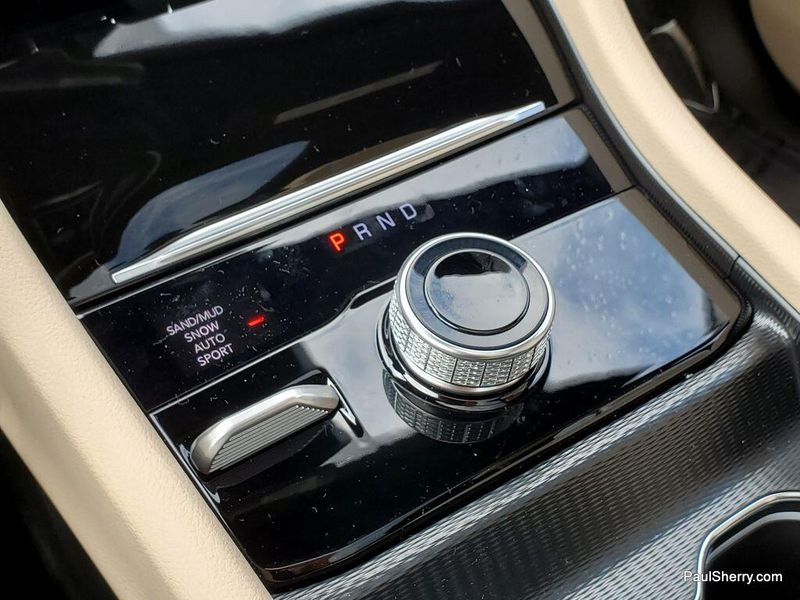 2025 Jeep Grand Cherokee L Limited 4x4Image 38
