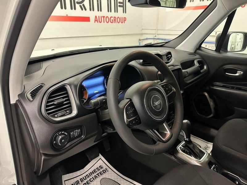2022 Jeep Renegade LatitudeImage 19