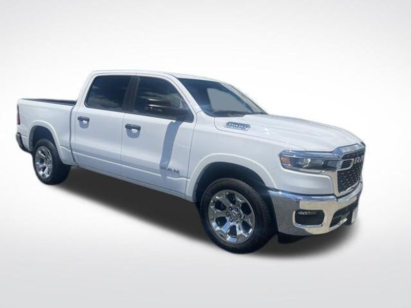 2025 RAM 1500 Big Horn Crew Cab 4x4 5'7' Box