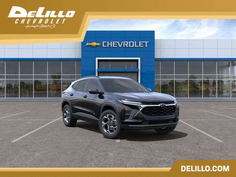 2025 Chevrolet Trax LTImage 1