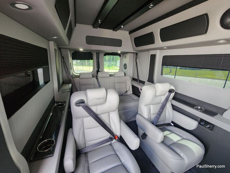 New 2026 RAM Promaster 3500 Slt+ Window Van High Roof 159' Wb Ext