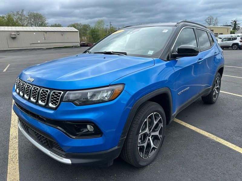 2025 Jeep Compass Limited 4x4Image 5