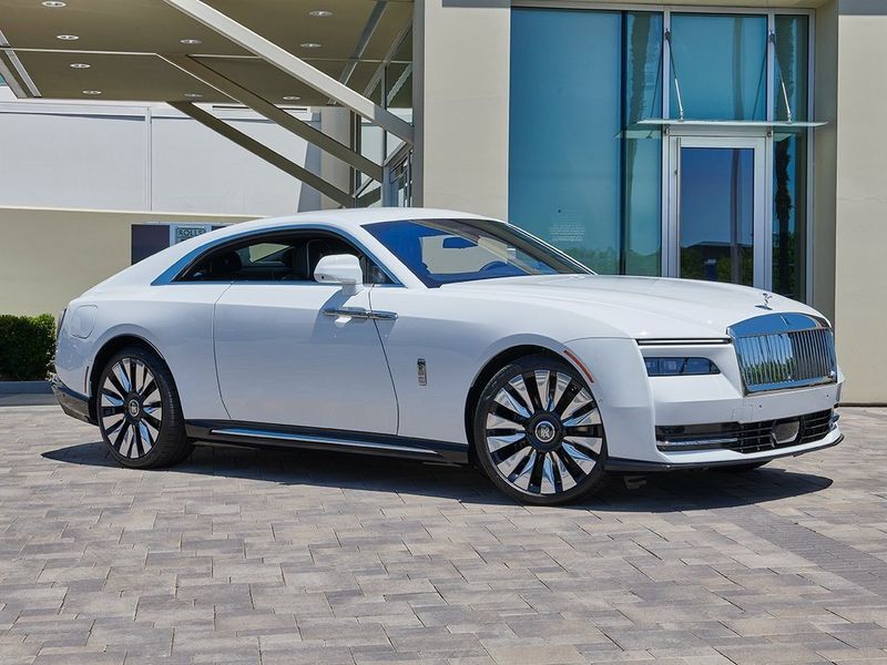 2024 Rolls-Royce Spectre Image 5