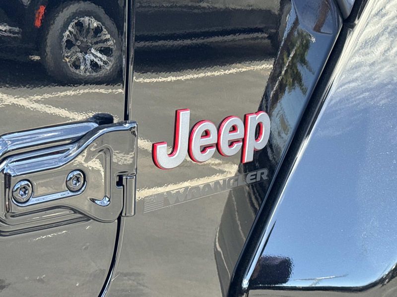 New 2026 Jeep Wrangler 4-door Rubicon