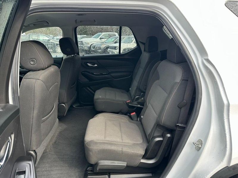 2019 Chevrolet Traverse LTImage 18