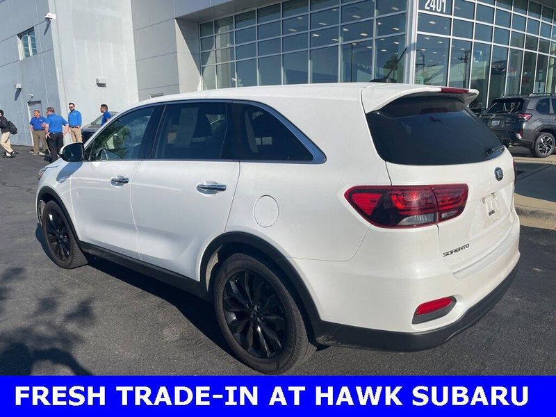 2020 Kia Sorento L photo 3