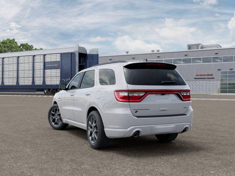 New 2026 Dodge Durango Gt Plus Awd Hemi V8Image 3
