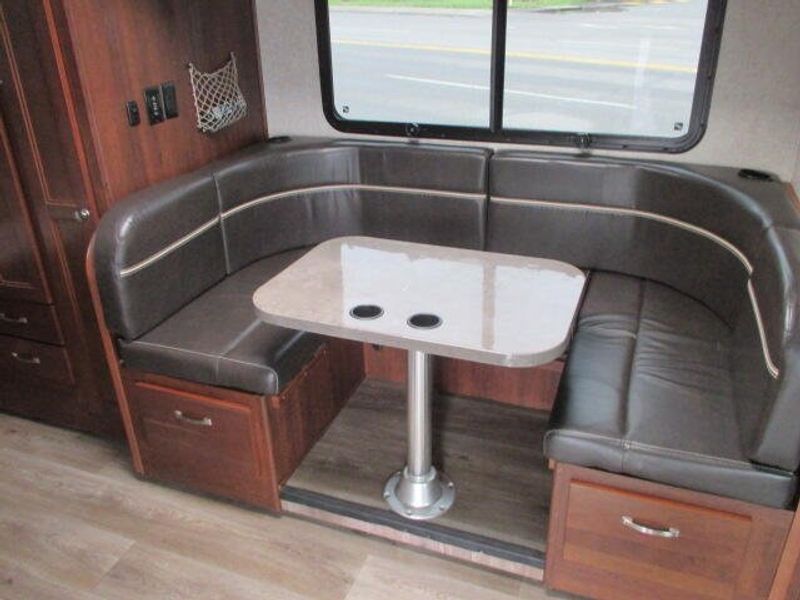 Used 2016 Mercedes-Benz Sprinter 3500 Chassis Image 15