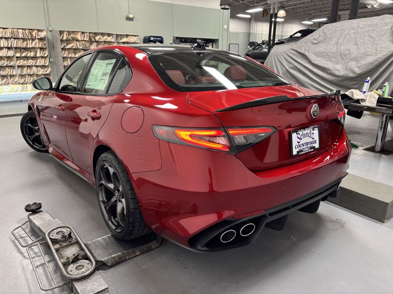 2024 Alfa Romeo Giulia Quadrifoglio Carbon RwdImage 9