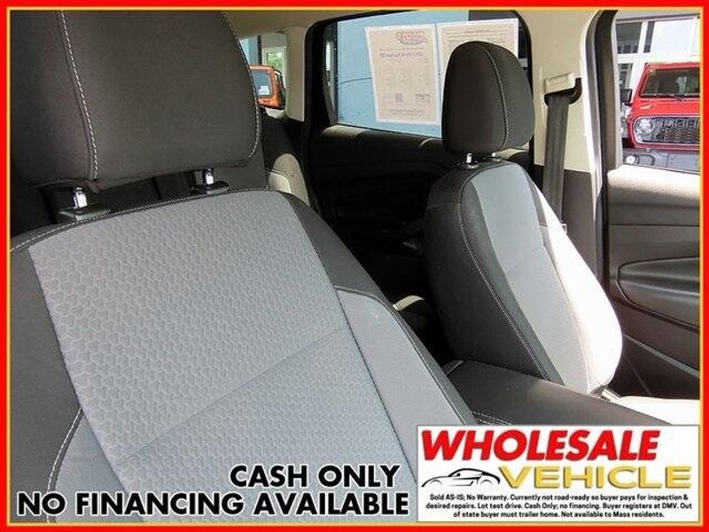 2017 Ford Escape SEImage 9
