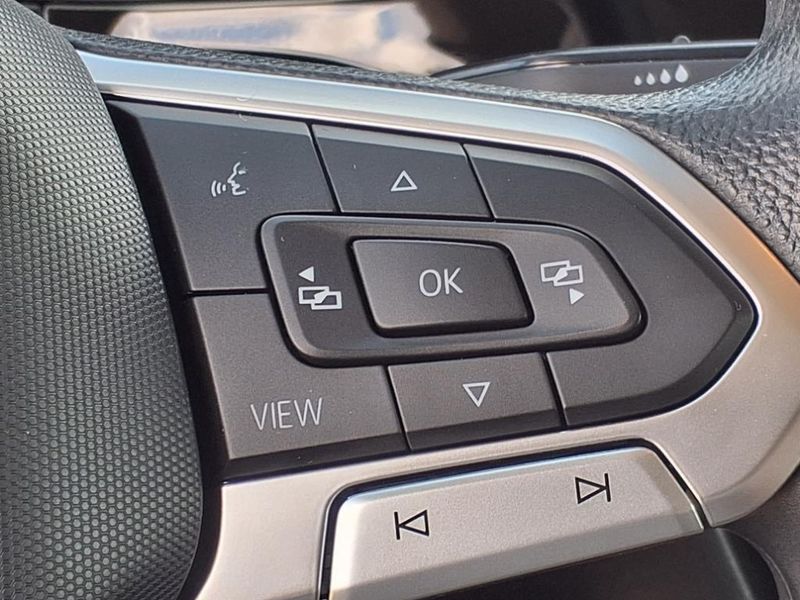 2022 Volkswagen Taos 1.5T SImage 18