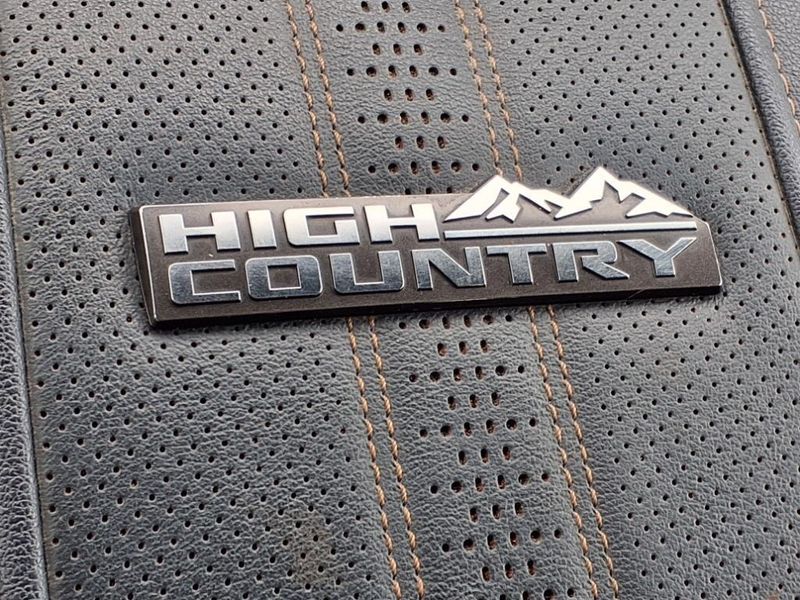 2024 Chevrolet Silverado 3500HD High CountryImage 26