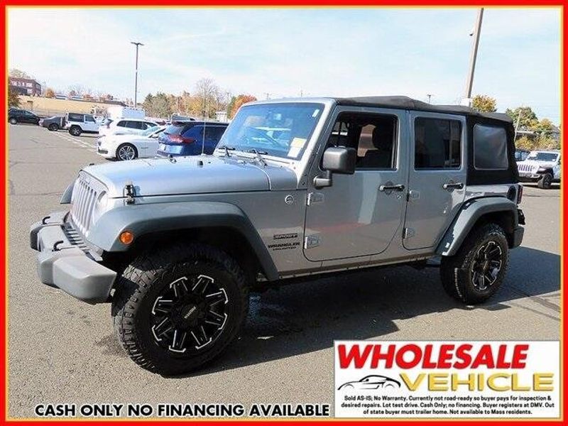 2013 Jeep Wrangler Unlimited SportImage 1