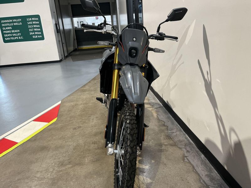 New 2025 Suzuki DR-Z4S Image 18