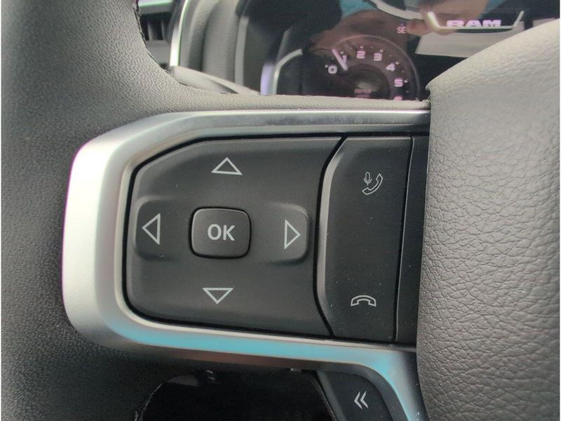 2025 RAM 1500 Big Horn Crew Cab 4x4 5