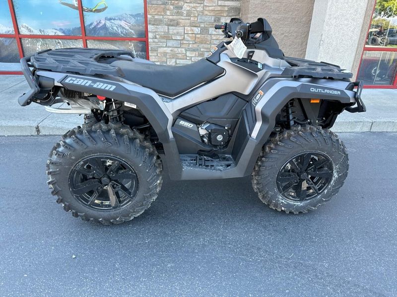2025 Can-Am OUTLANDER XT 850 