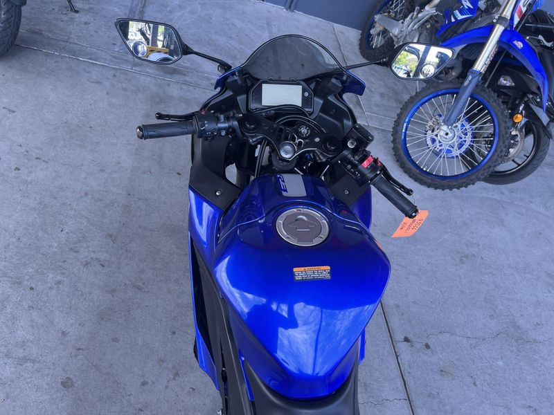 Used 2021 Yamaha YZF-R3 ABS Image 19