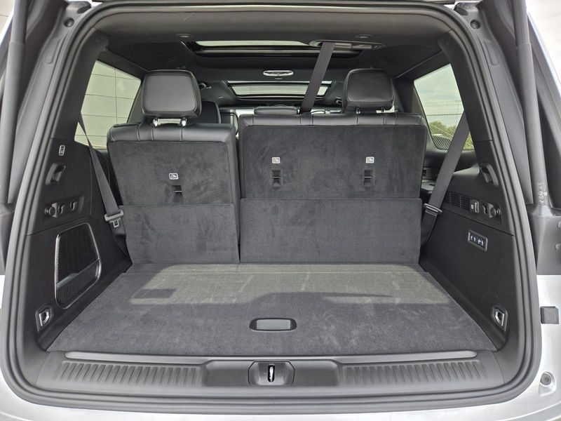 2026 Jeep Grand Wagoneer Limited Reserve 4x4