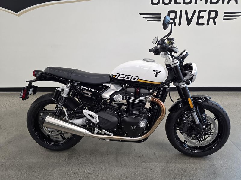 New 2025 Triumph SPEED TWIN 1200 
